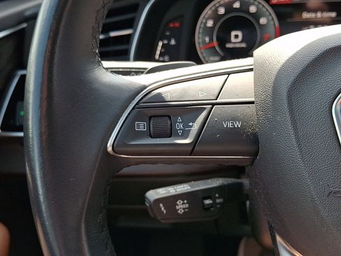 Used 2021 Audi Q8 Premium Plus w/ Premium Plus Package AWD/4WD image 22