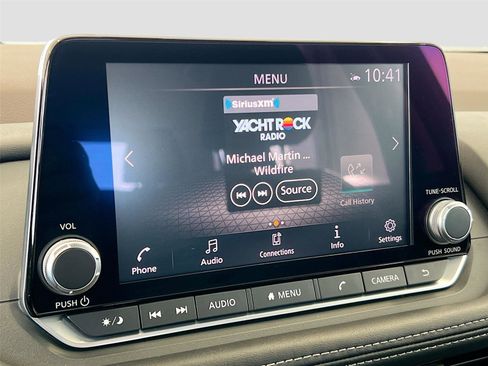 Used 2021 Nissan Rogue SV image 7