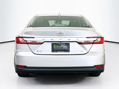 Used 2025 Toyota Camry LE FWD image 7