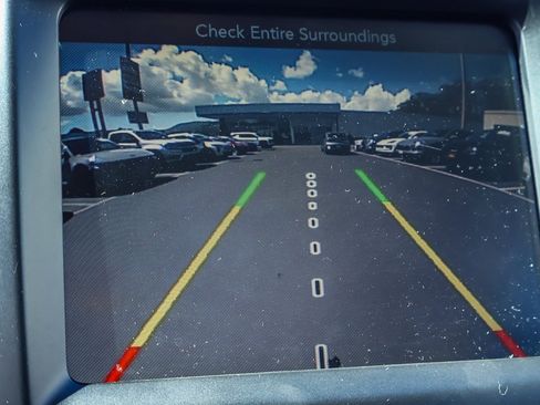 Used 2016 Jeep Cherokee Limited image 5