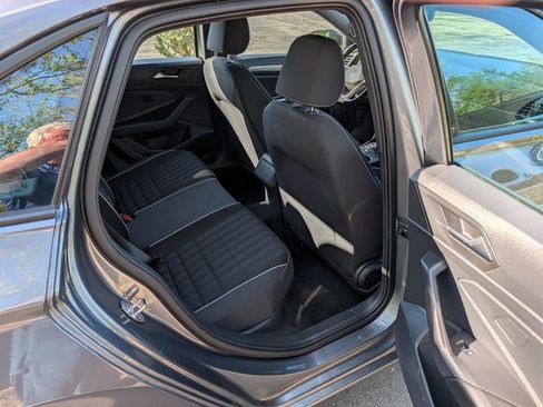 Used 2023 Volkswagen Jetta Sport FWD image 14
