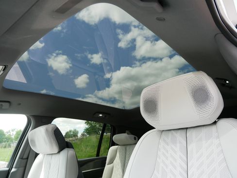 New 2025 Cadillac Escalade IQ Luxury 1 image 27