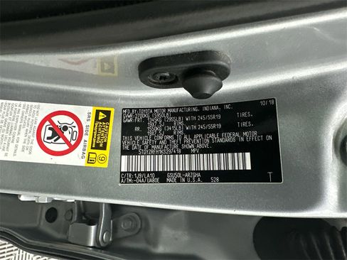 Used 2019 Toyota Highlander Limited Platinum image 36