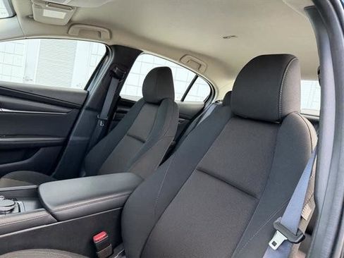 Used 2024 MAZDA MAZDA3 s image 19