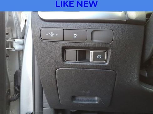 Used 2025 Hyundai Palisade SE image 16