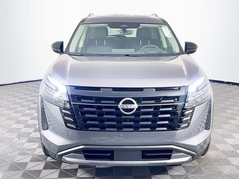 New 2026 Nissan Pathfinder Platinum image 3