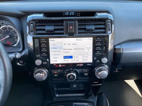 Used 2024 Toyota 4Runner TRD Off-Road Premium w/ Off Road Premium Plus Package AWD/4WD image 7