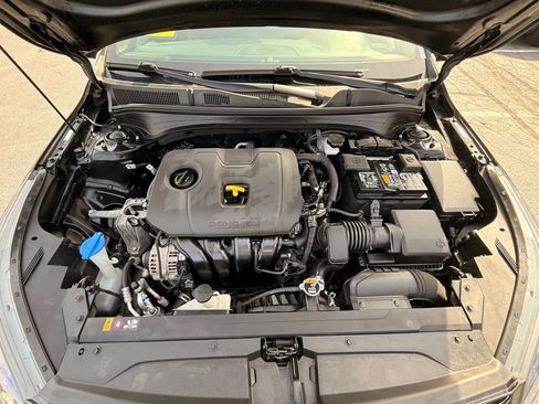 Used 2022 Kia Forte GT-Line image 12