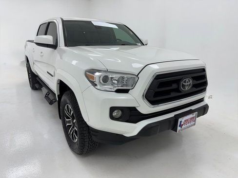 Used 2023 Toyota Tacoma SR5 image 2
