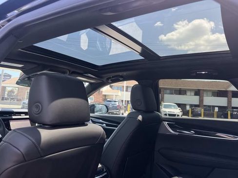 Certified 2024 Cadillac XT5 Premium Luxury AWD/4WD image 14