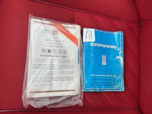 Used 1987 Chevrolet Camaro Z28 RWD image 23