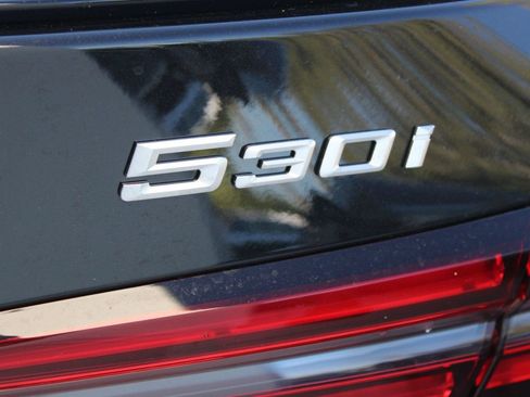 Used 2026 BMW 530i w/ M Sport Package RWD image 29