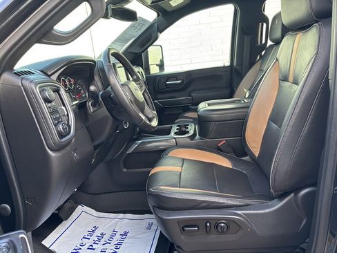 Used 2021 Chevrolet Silverado 2500 LTZ w/ Carhartt Edition image 12