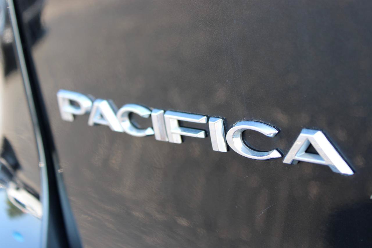 Used 2019 Chrysler Pacifica Limited FWD image 7