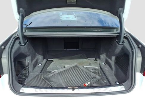 Used 2020 Audi S8 L AWD/4WD image 28