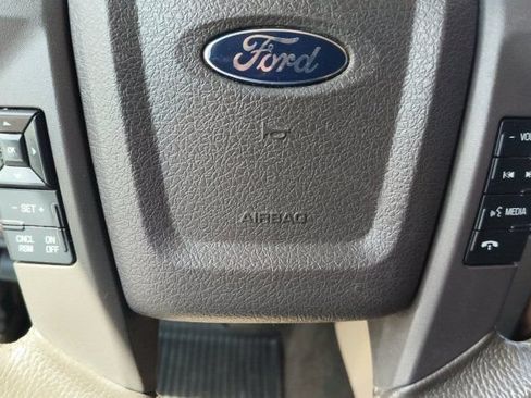 Used 2014 Ford F150 Lariat w/ Equipment Group 502A Luxury AWD/4WD image 14