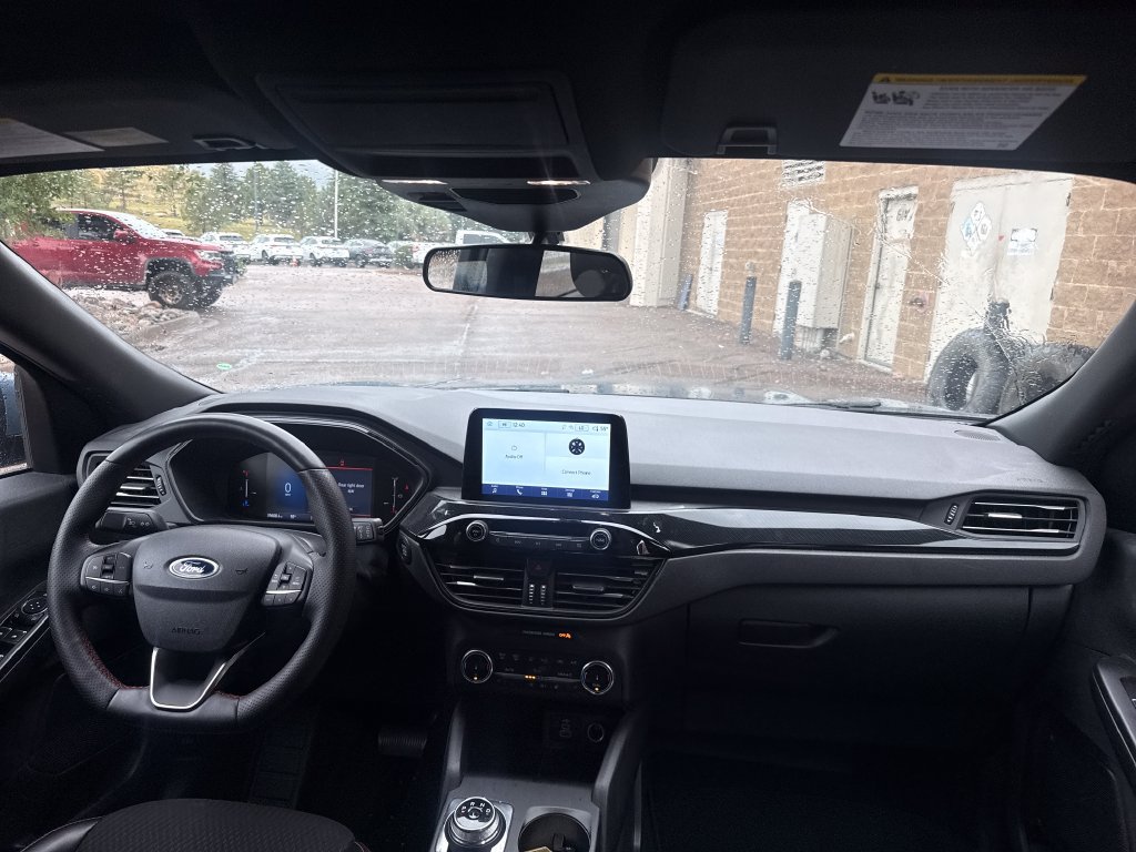 Certified 2025 Ford Escape ST-Line Select AWD/4WD image 24