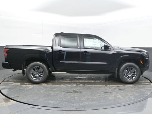 New 2026 Nissan Frontier SV w/ SV Convenience Package AWD/4WD image 8