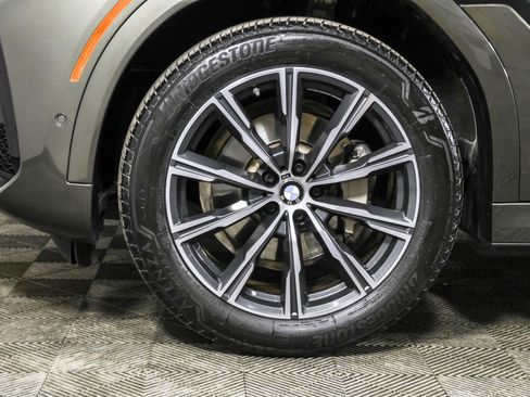 Used 2022 BMW X6 xDrive40i w/ M Sport Package image 26