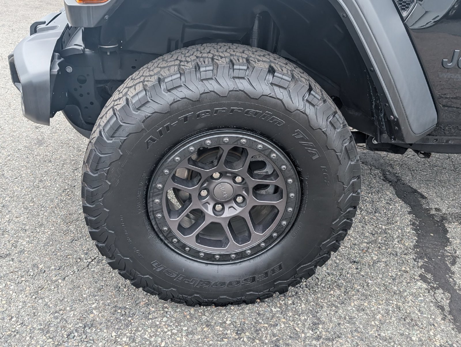 Used 2022 Jeep Wrangler Unlimited Sport w/ Xtreme Recon 35" Tire Package AWD/4WD image 9