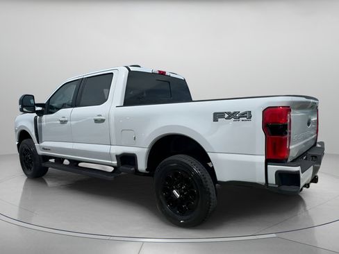 New 2026 Ford F250 Lariat w/ Black Appearance Package image 19