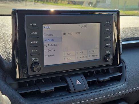 Used 2019 Toyota RAV4 XLE w/ Convenience Package image 17