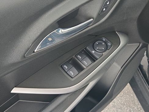 Used 2024 Chevrolet Trax LS w/ LS Convenience Package image 26