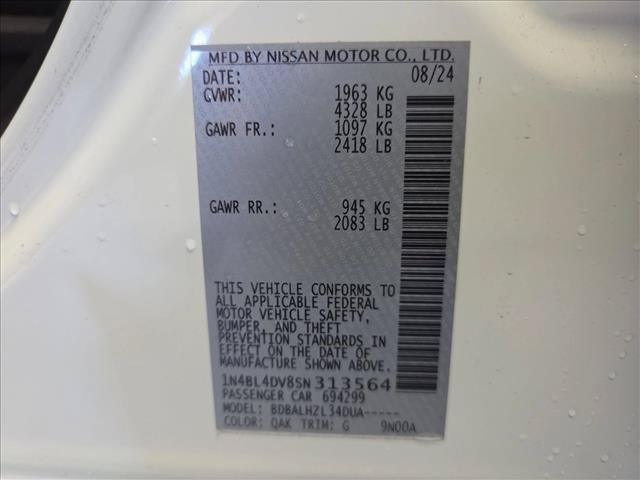 Used 2025 Nissan Altima 2.5 SV FWD image 23
