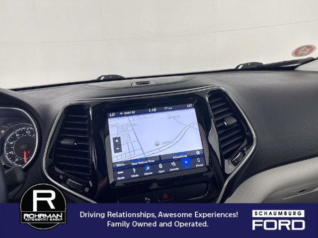 Used 2019 Jeep Cherokee Limited w/ Luxury Group FWD image 7