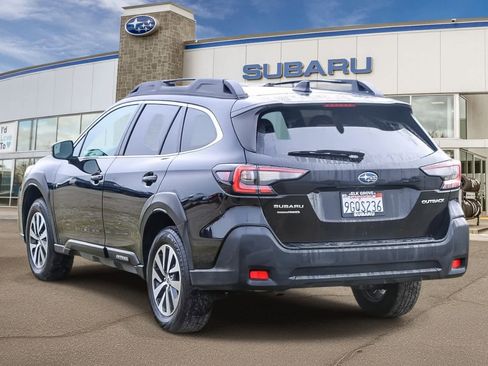 Used 2023 Subaru Outback Premium w/ Popular Package #1 image 2