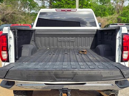 Used 2020 GMC Sierra 2500 4x4 Crew Cab w/ Gooseneck/5TH Wheel Package image 11