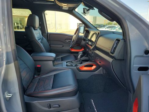 Used 2025 Nissan Frontier Pro-X w/ Pro Premium Package RWD image 30