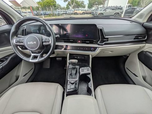 Certified 2024 Kia Sportage EX FWD image 16