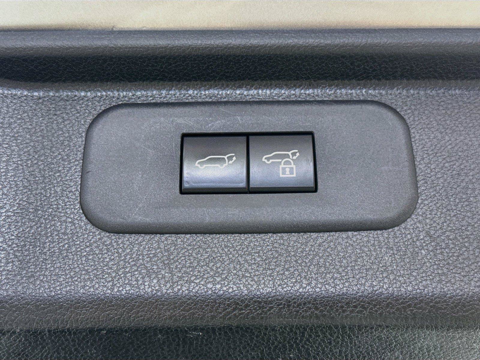 Certified 2025 Toyota Grand Highlander FWD image 37