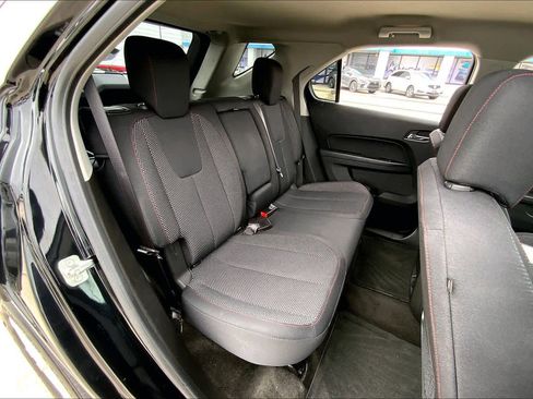 Used 2015 Chevrolet Equinox LT w/ Driver Convenience Package image 18