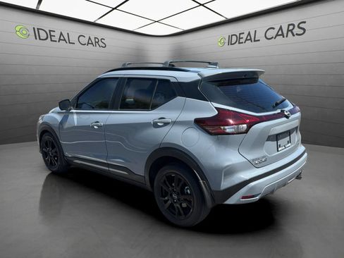 Used 2022 Nissan Kicks SR w/ Premium Package FWD image 8