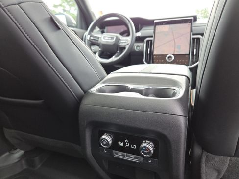 Used 2024 GMC Acadia AT4 w/ Super Cruise Package AWD/4WD image 28