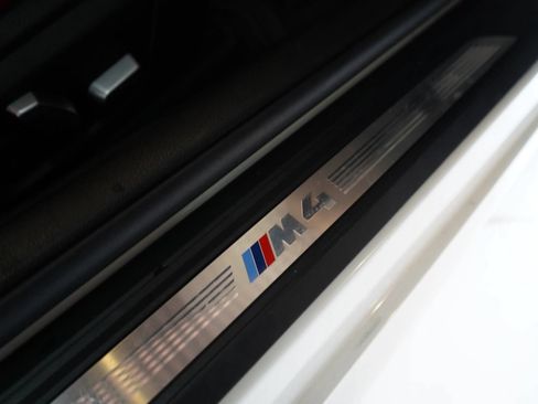 Used 2017 BMW M4 Coupe RWD image 18