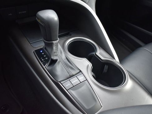 Certified 2023 Toyota Camry SE image 13