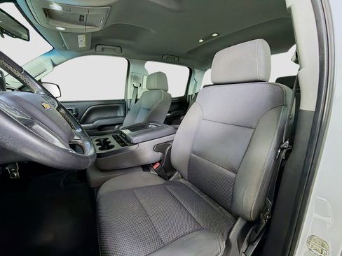 Used 2018 Chevrolet Silverado 1500 LT w/ Texas Edition image 13