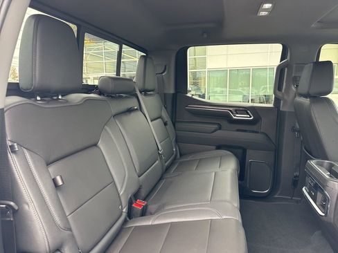 Used 2024 Chevrolet Silverado 1500 LTZ image 25