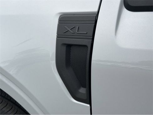 New 2026 Ford Maverick XL image 15