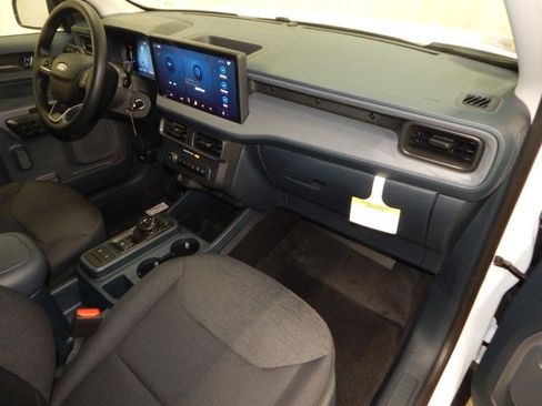 New 2025 Ford Maverick XL w/ Equipment Group 102A image 18