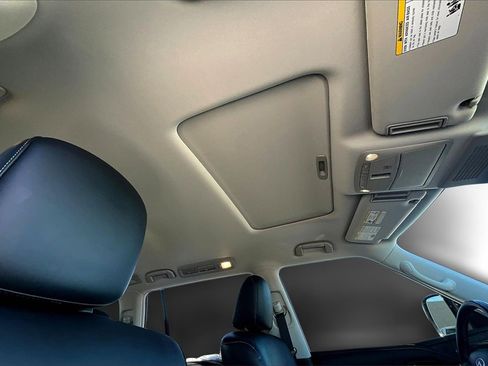 Used 2021 INFINITI QX80 Luxe w/ Cargo Package image 17