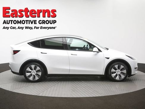 Used 2021 Tesla Model Y Long Range AWD/4WD image 39