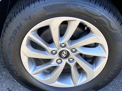 Used 2017 Hyundai Tucson SE image 25