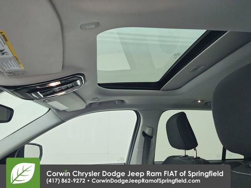 Certified 2023 Jeep Grand Cherokee Laredo w/ Luxury Tech Group I image 28