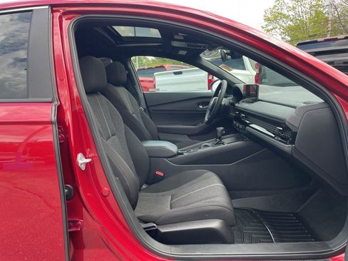 Used 2025 Honda Accord Sport image 30
