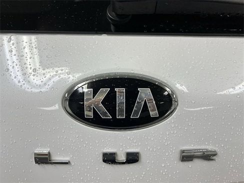 Used 2021 Kia Telluride EX image 32