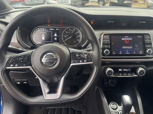 Used 2019 Nissan Kicks SV image 15
